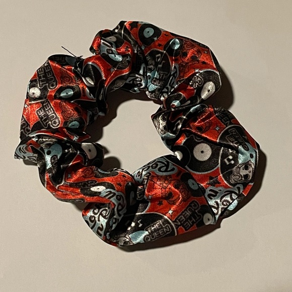 LOL surprise  scrunchie set - Picture 5 of 5